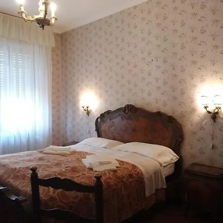 Отель La Seca - Antico Alzese
